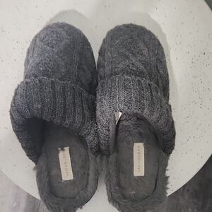 Van Heusen Charcoal Knit Slippers
